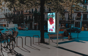 Outdoor-Digital-Display-Totem